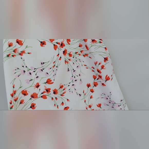 Banana Republic Floral Tunic Blouse - Picture 3 of 8